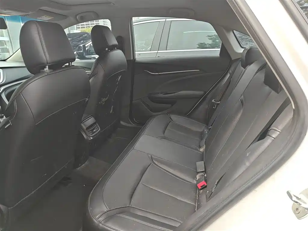 Buick Excelle 2021 Facelift Exemplar 1.5L Auto Progressive фото 13