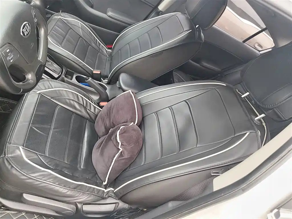 Kia K3 2016 1.6L Automatic GLS фото 11