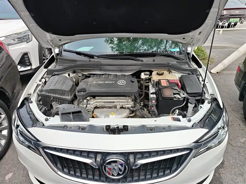 Buick Excelle 2021 Facelift Exemplar 1.5L Auto Progressive фото 16