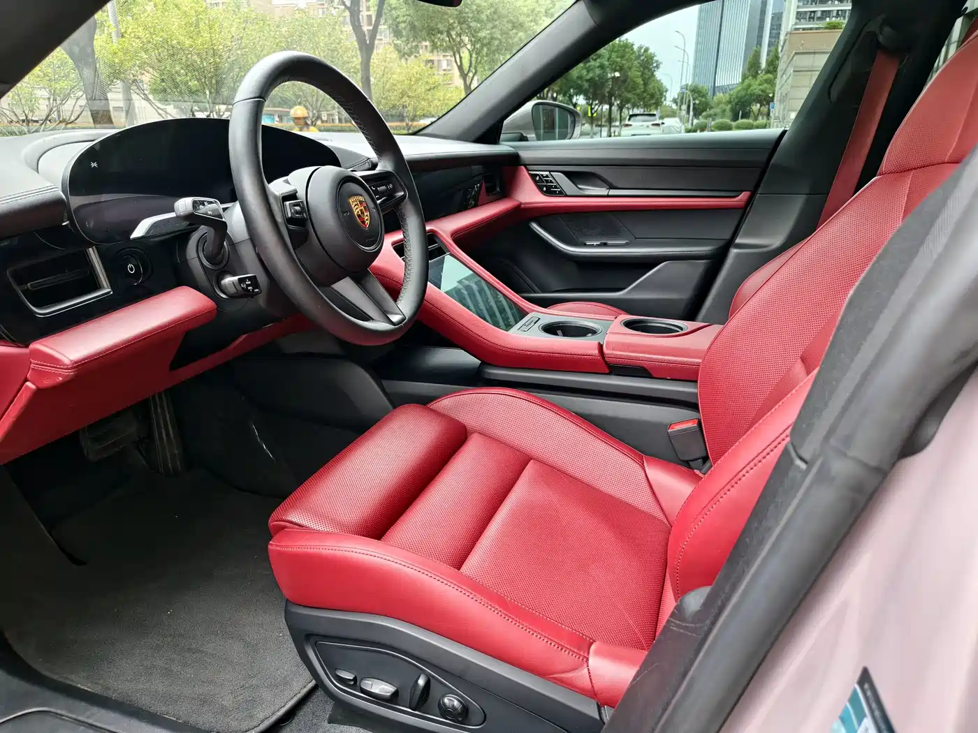 Porsche Taycan 2021 2020 Taycan