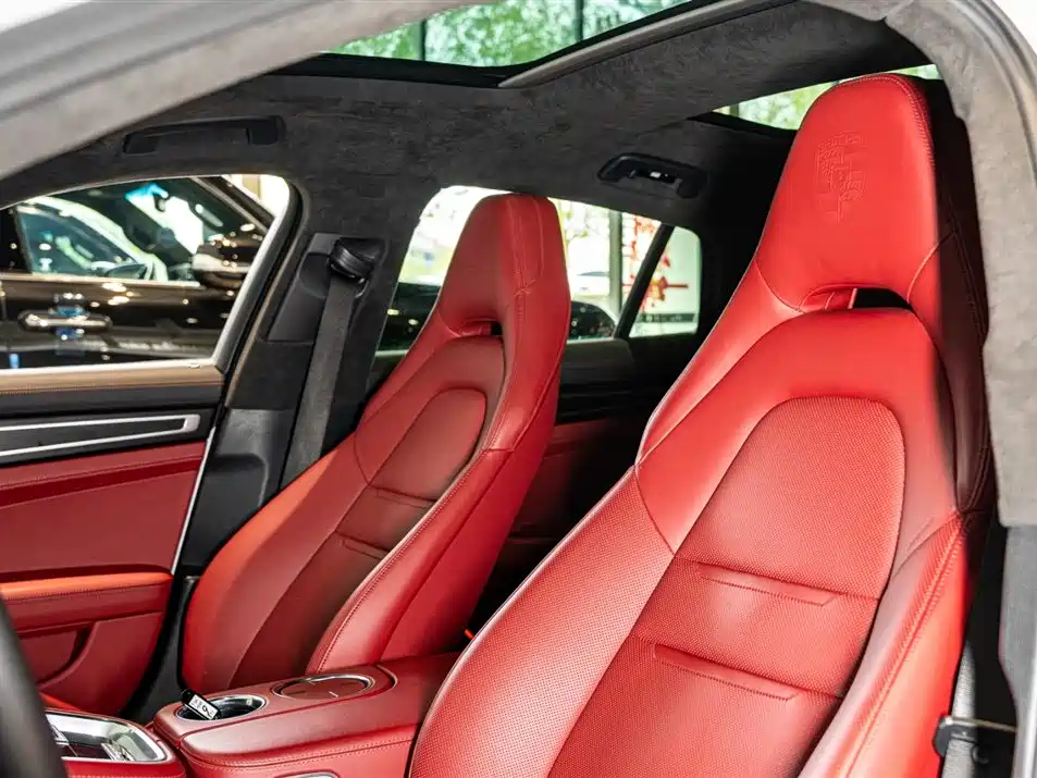 PORSCHE PANAMERA NEW ENERGY