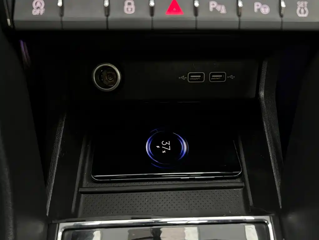 Photo 20 - Škoda Karoq