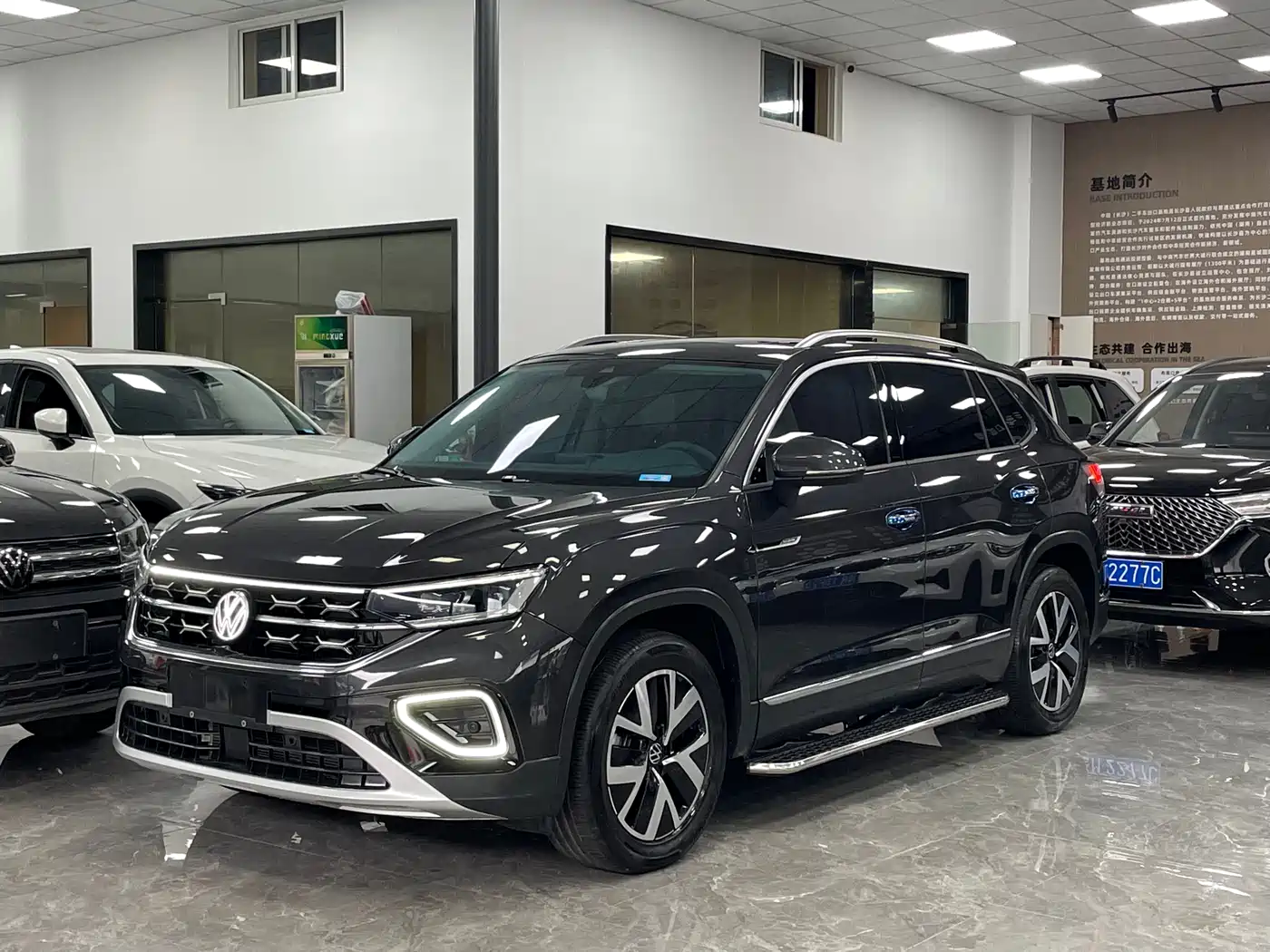 Volkswagen Tayron 2023 280TSI 2WD Luxury Plus Advanced Edition