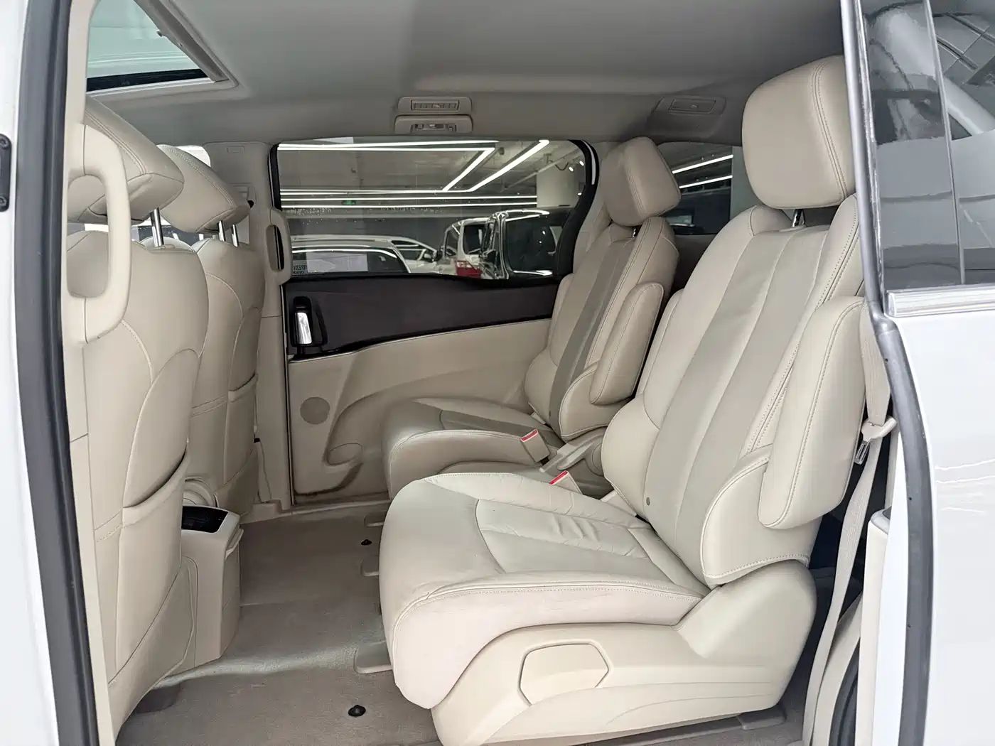 Buick GL8 2018 28T Luxury Model China VI фото 5
