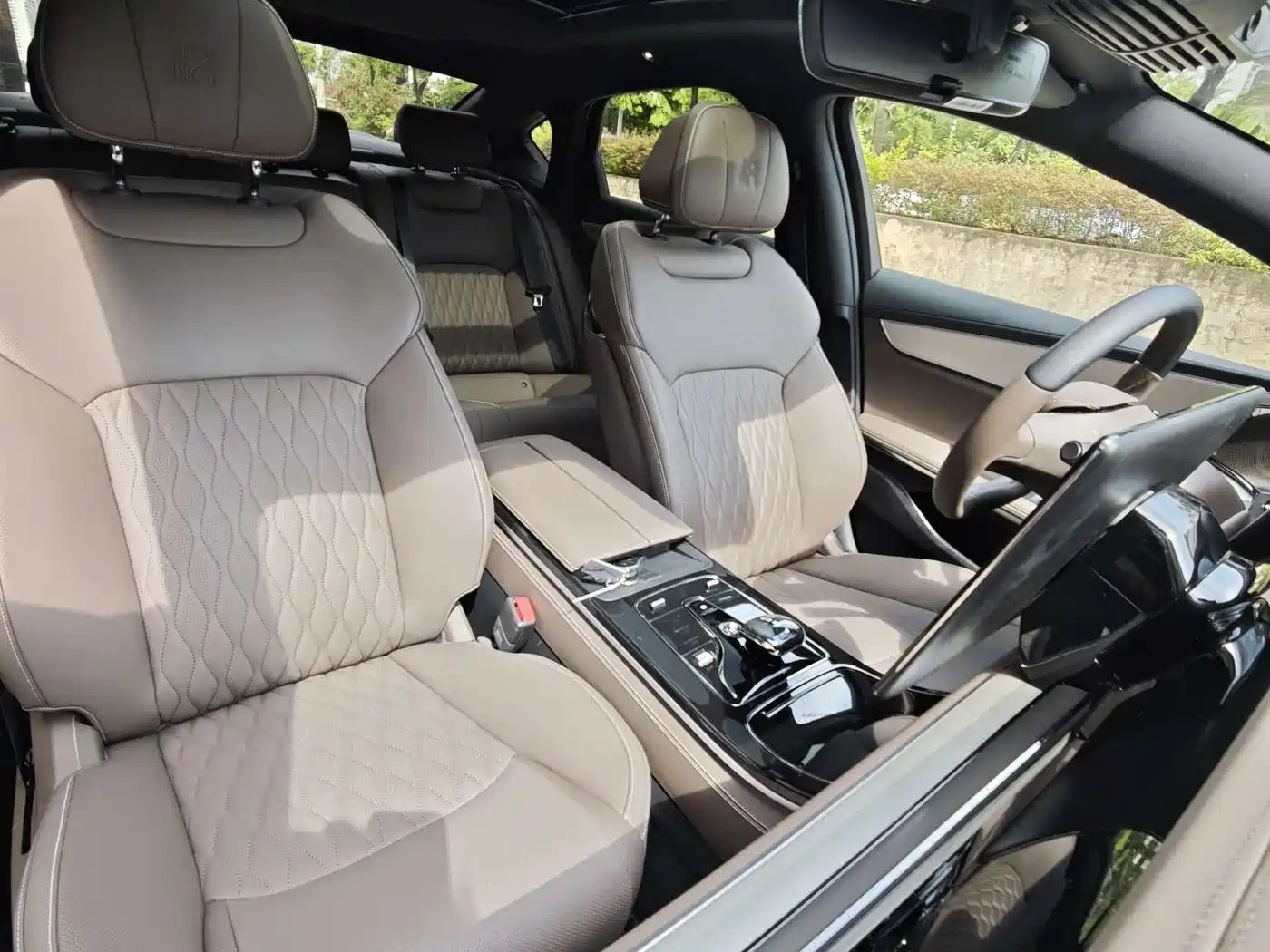 BYD Han 2025 2025 DM-i Smart Driving Edition 125KM Honor