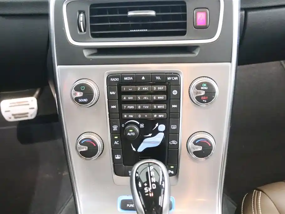 VOLVO S60 PLUG IN HYBRID