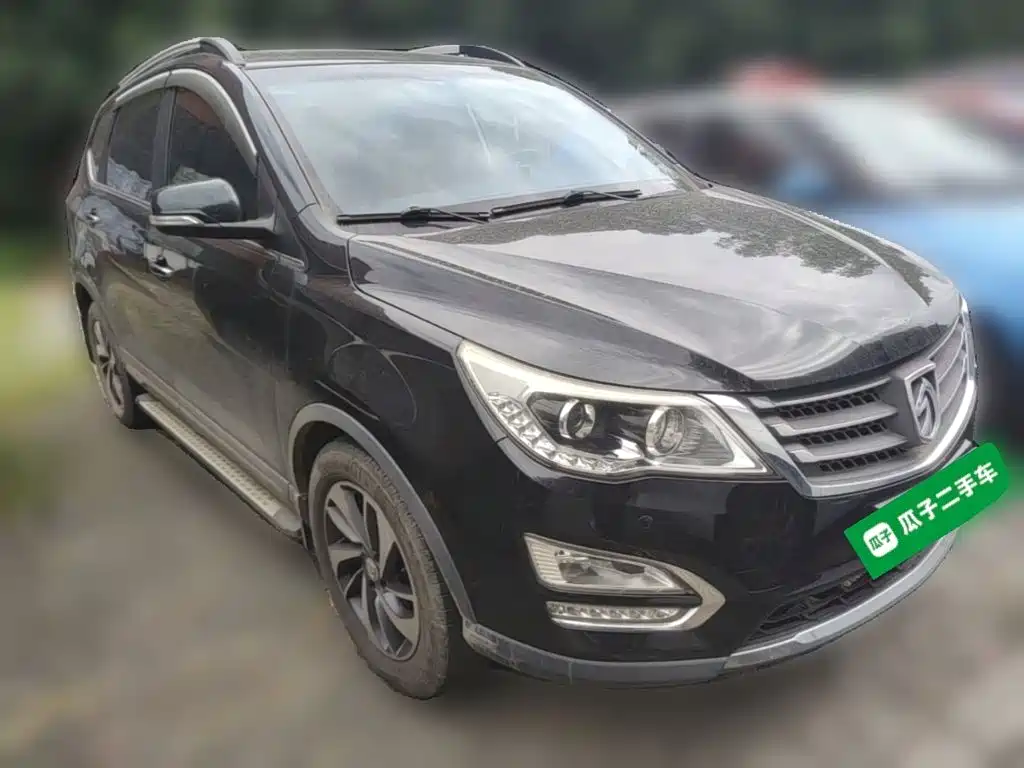 Фото 6 - Baojun 560