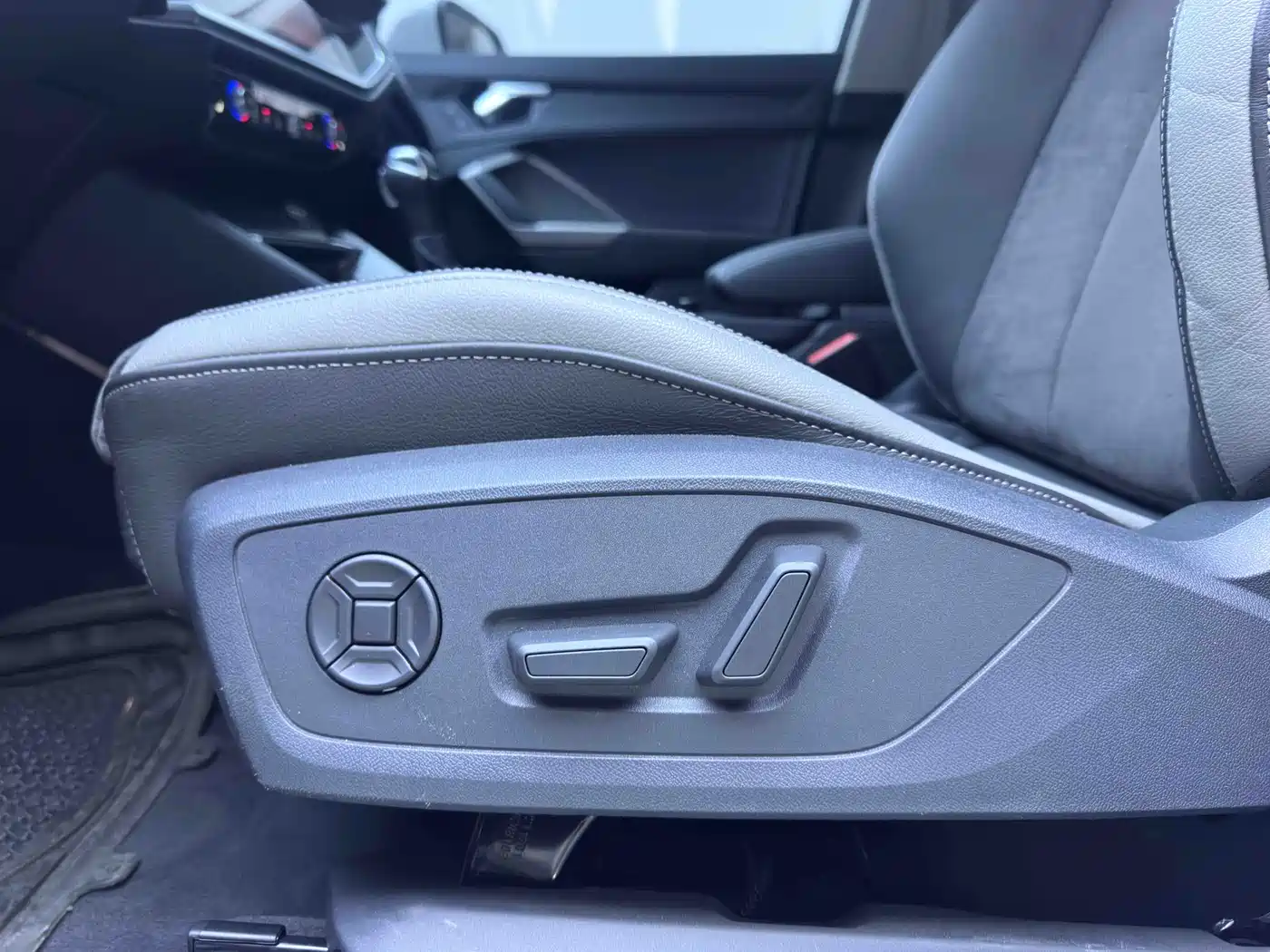 Audi Q3 2022 35 TFSI Progressive Dynamic фото 17
