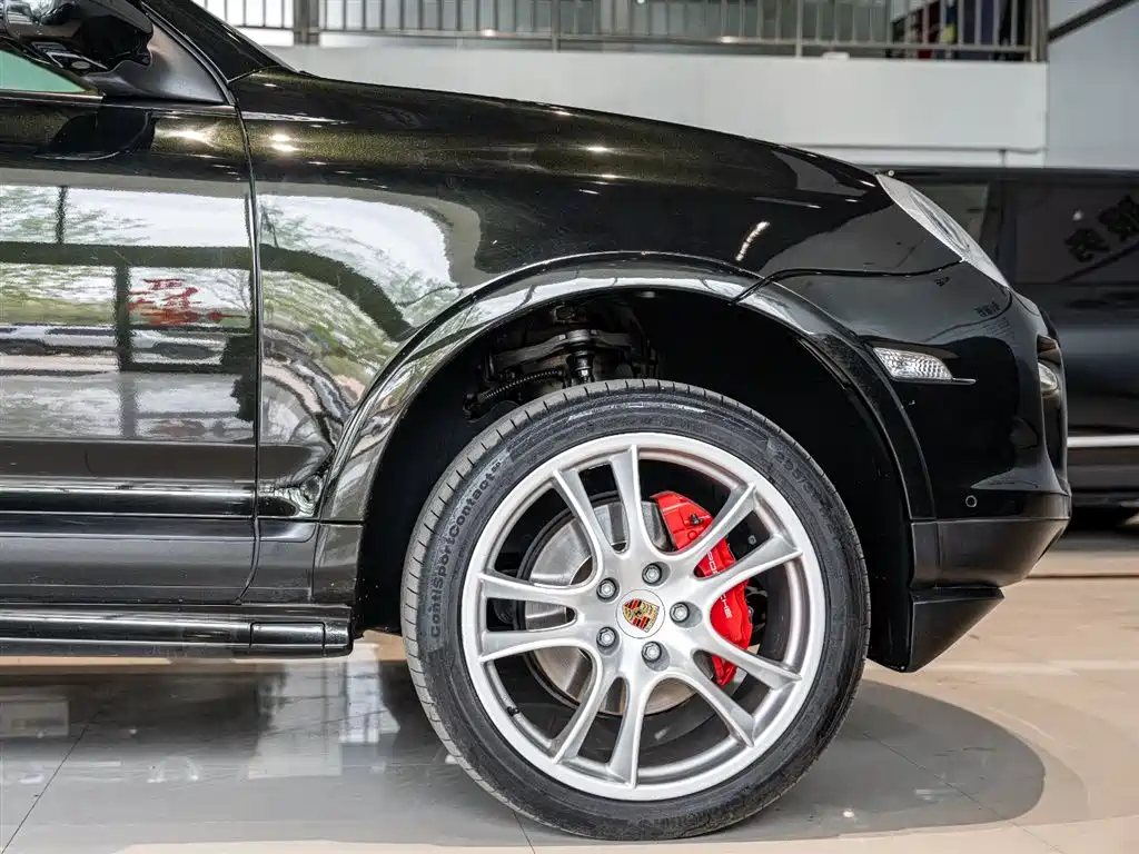 Porsche Cayenne 2008 Model Cayenne GTS 4.8L фото 5