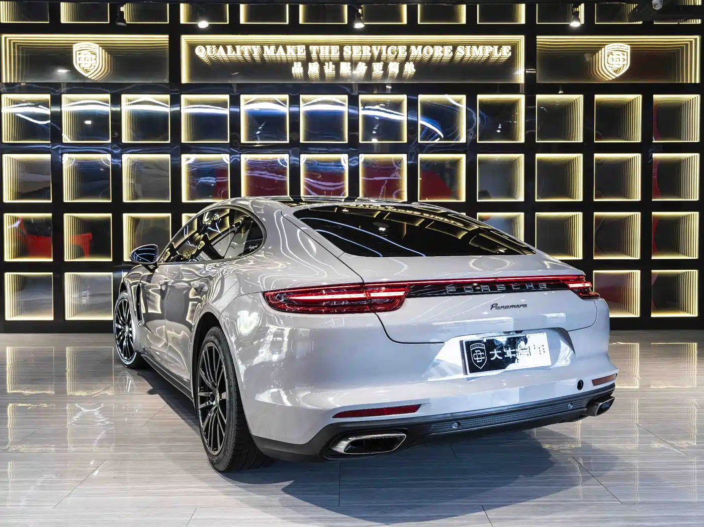 Porsche Panamera 2017 Panamera 3.0T фото 4