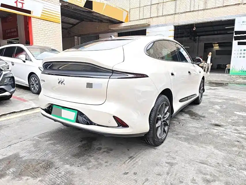 IM Motors IM LS6 2024 2023 Max Standard Edition