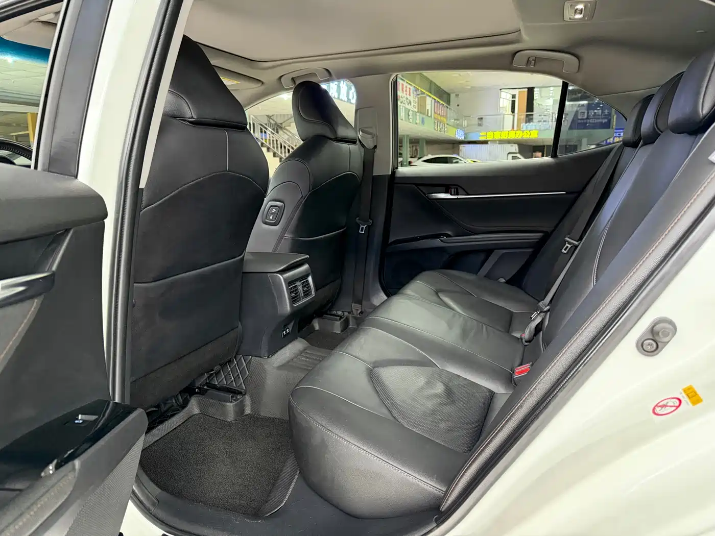 Toyota Camry 2019 2.5G Luxury Edition China VI фото 7