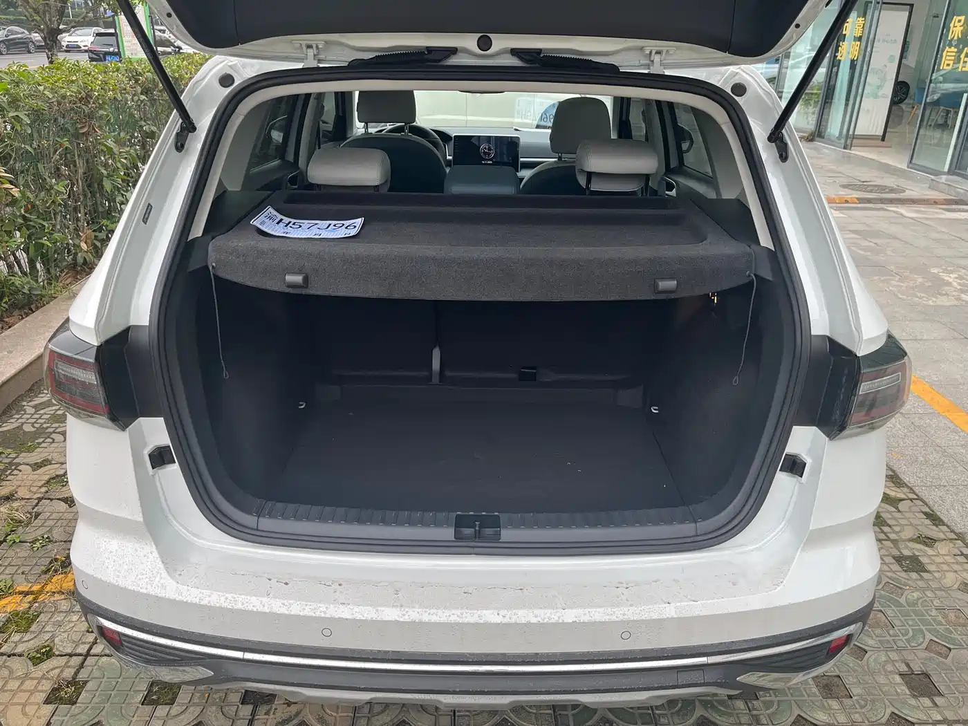 Volkswagen Tharu 2024 300TSI 2WD Full Moon Edition фото 6