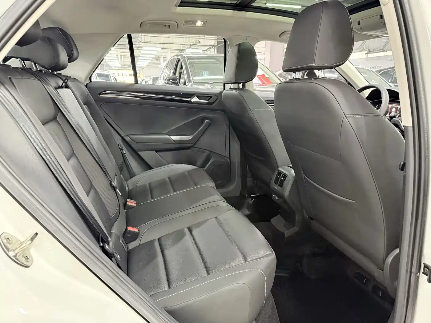 Volkswagen T-ROC 2023 2022 280TSI DSG 2WD Comfort PLUS