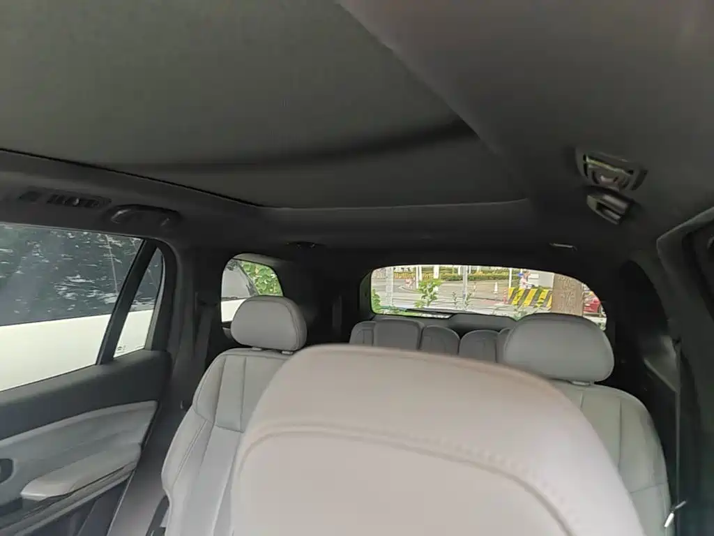 NIO ES8 2022 2020 580KM 6-Seater