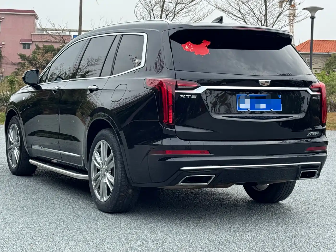 CADILLAC XT6