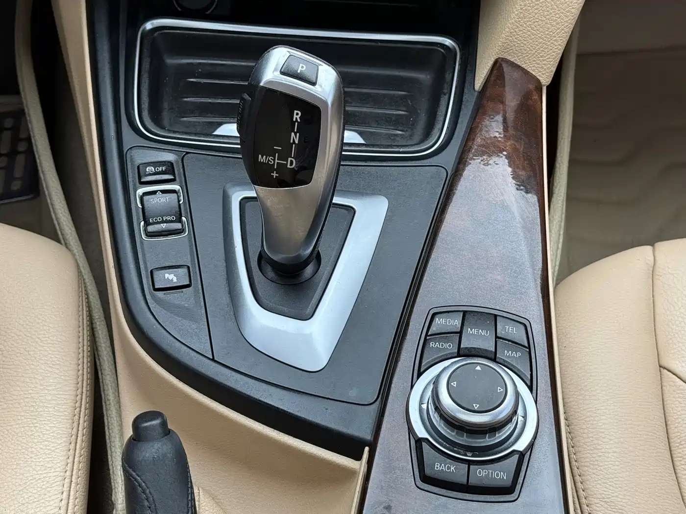 BMW 3 Series 2013 320Li Luxury Design Package фото 9