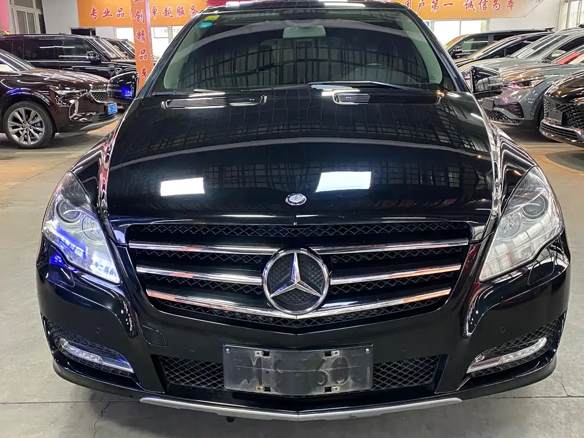 Mercedes-Benz R-Class 2017 R 320 4MATIC Business Collector's Edition фото 2