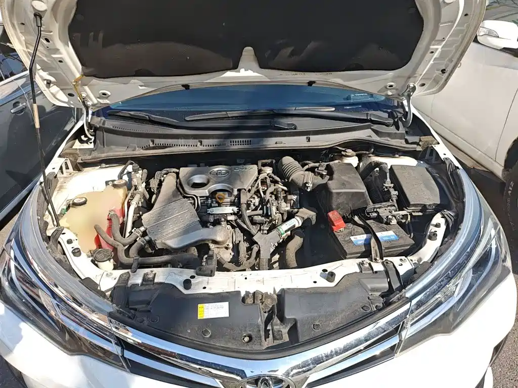 Toyota Corolla 2018 1.2T S-CVT GL-i Smart Shine Edition фото 16