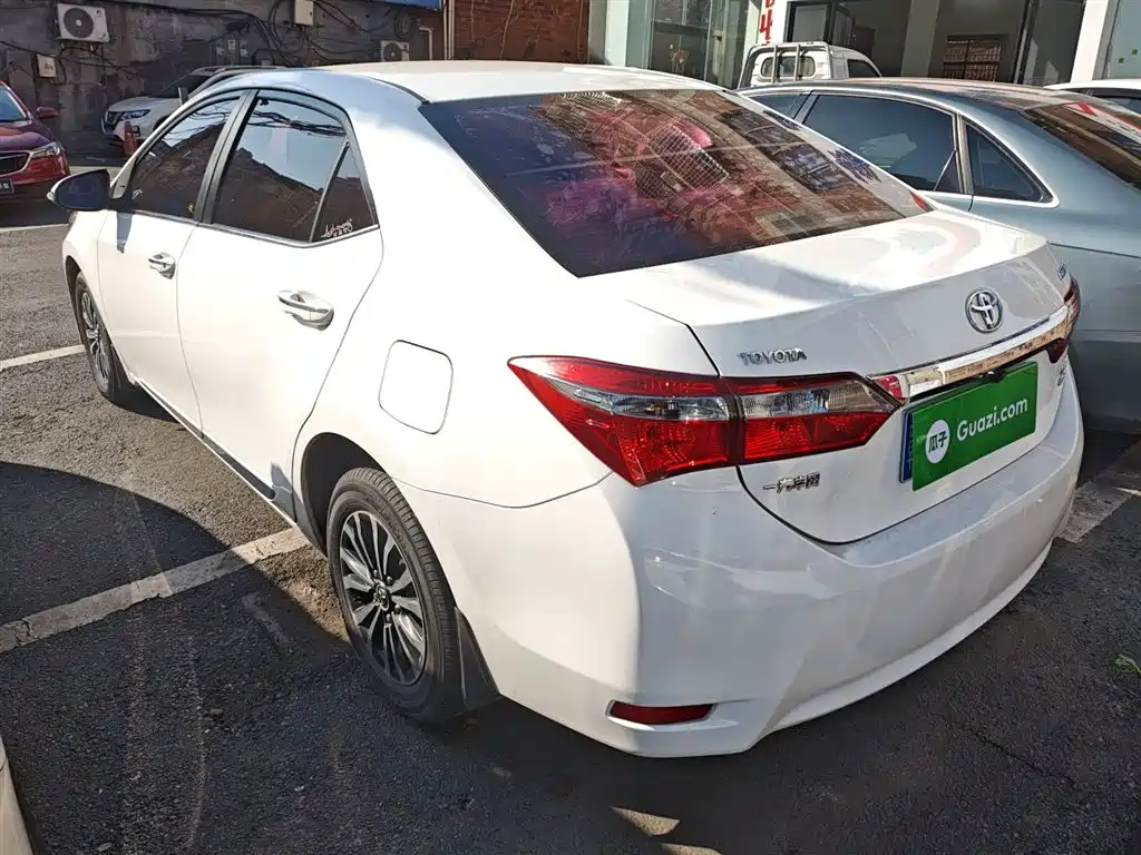 Toyota Corolla 2018 1.2T S-CVT GL-i Smart Shine Edition фото 23