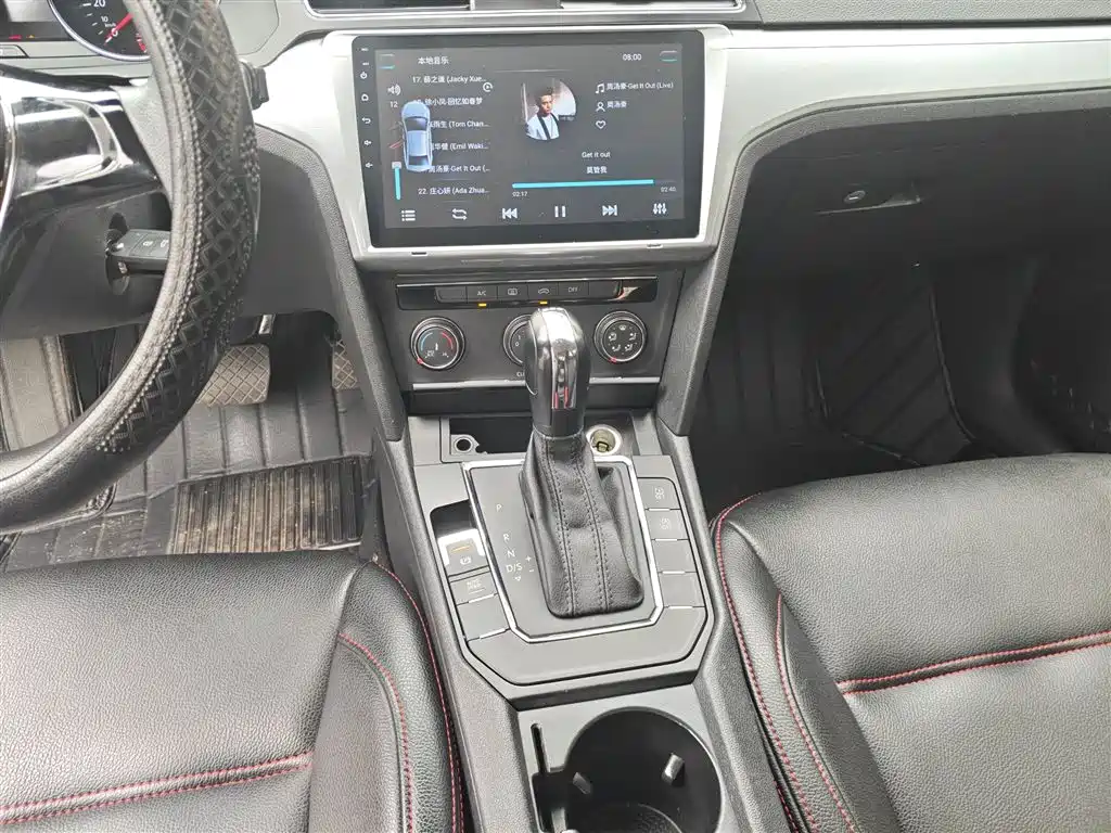 Volkswagen Lamando 2018 230TSI DSG Trend Edition фото 14