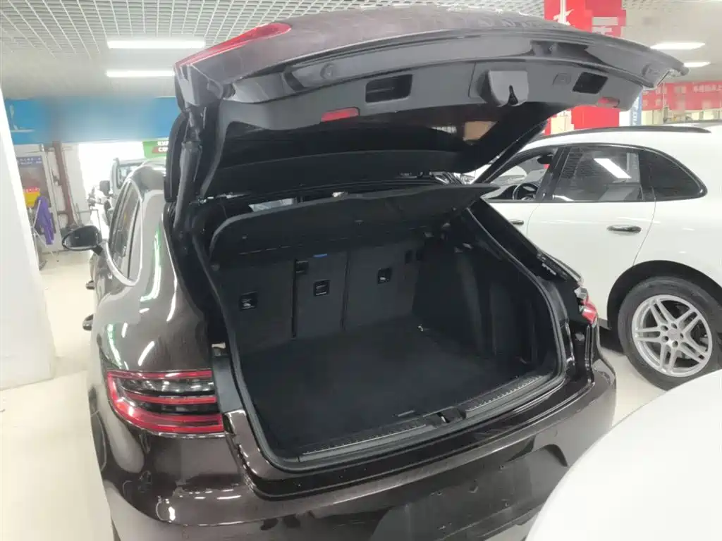 Porsche Macan 2017 Macan 2.0T фото 15