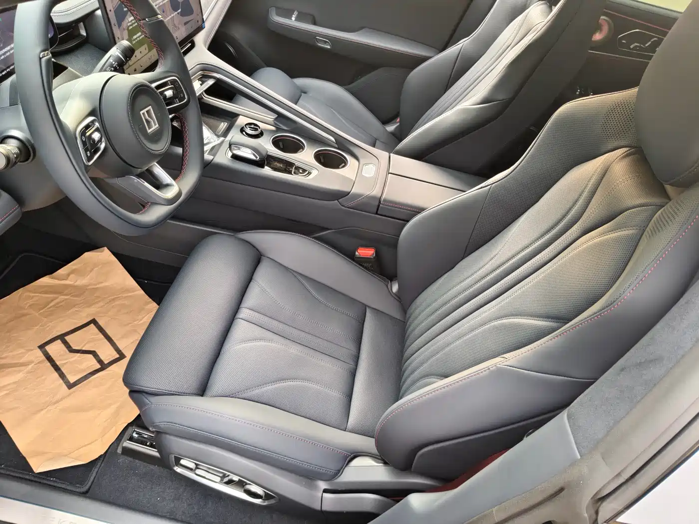 ZEEKR EXTREME KRYPTON 001