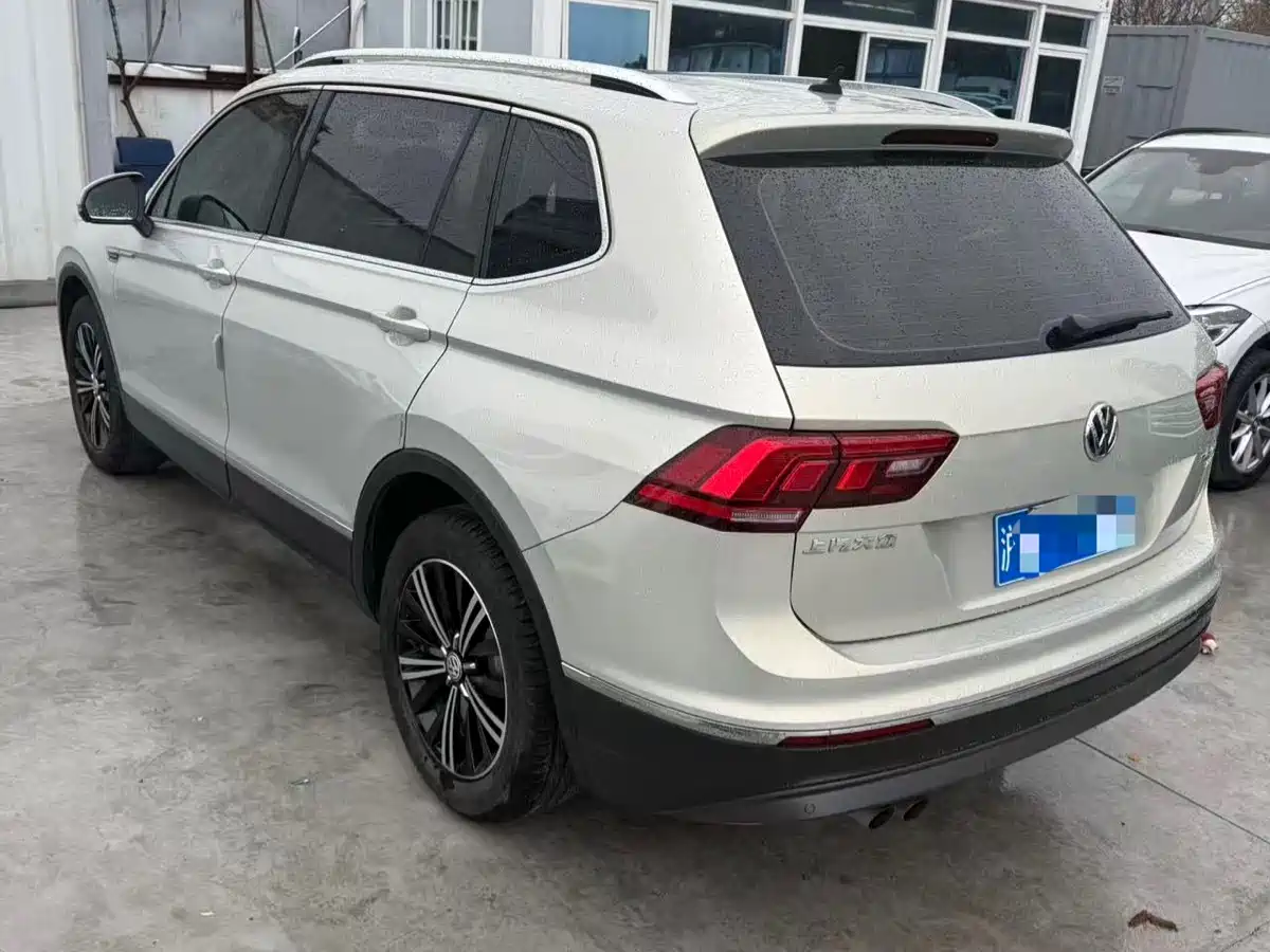 Volkswagen Tiguan L 2019 280TSI Auto 2WD Panorama Comfort Edition China VI фото 8
