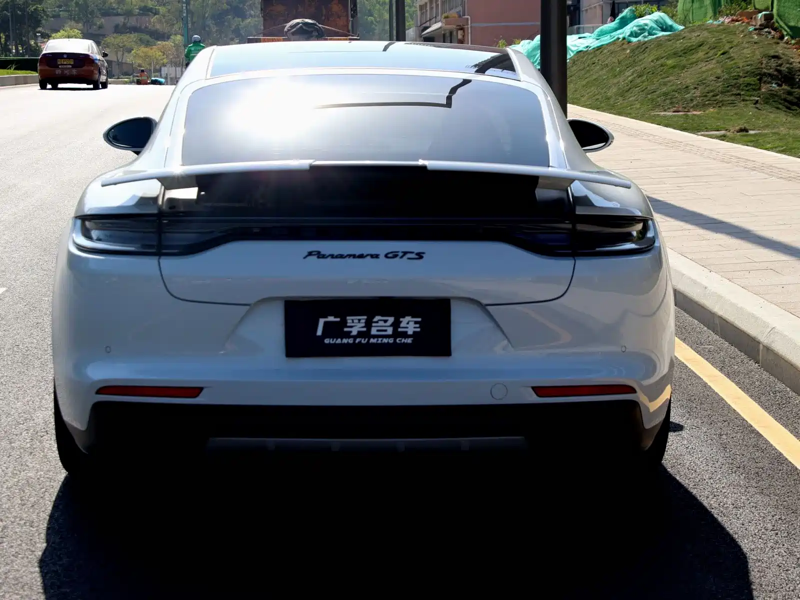 Photo 9 - Porsche Panamera