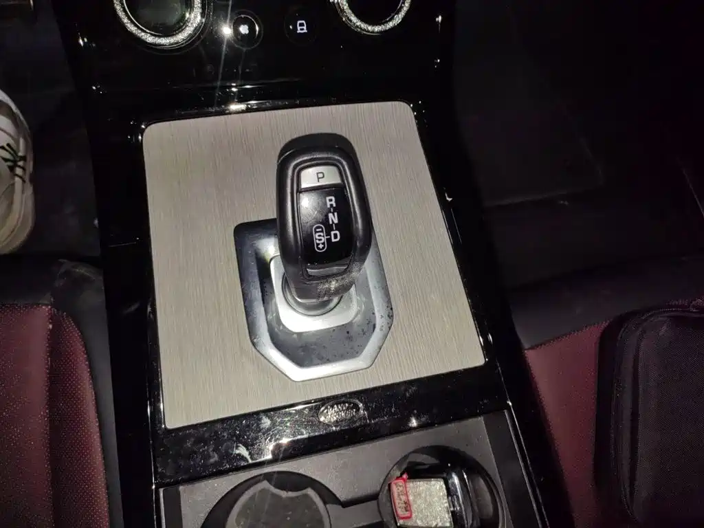 Land Rover Range Rover Evoque New Energy 2022 2022 Range Rover Evoque L P300e Plug-in Hybrid