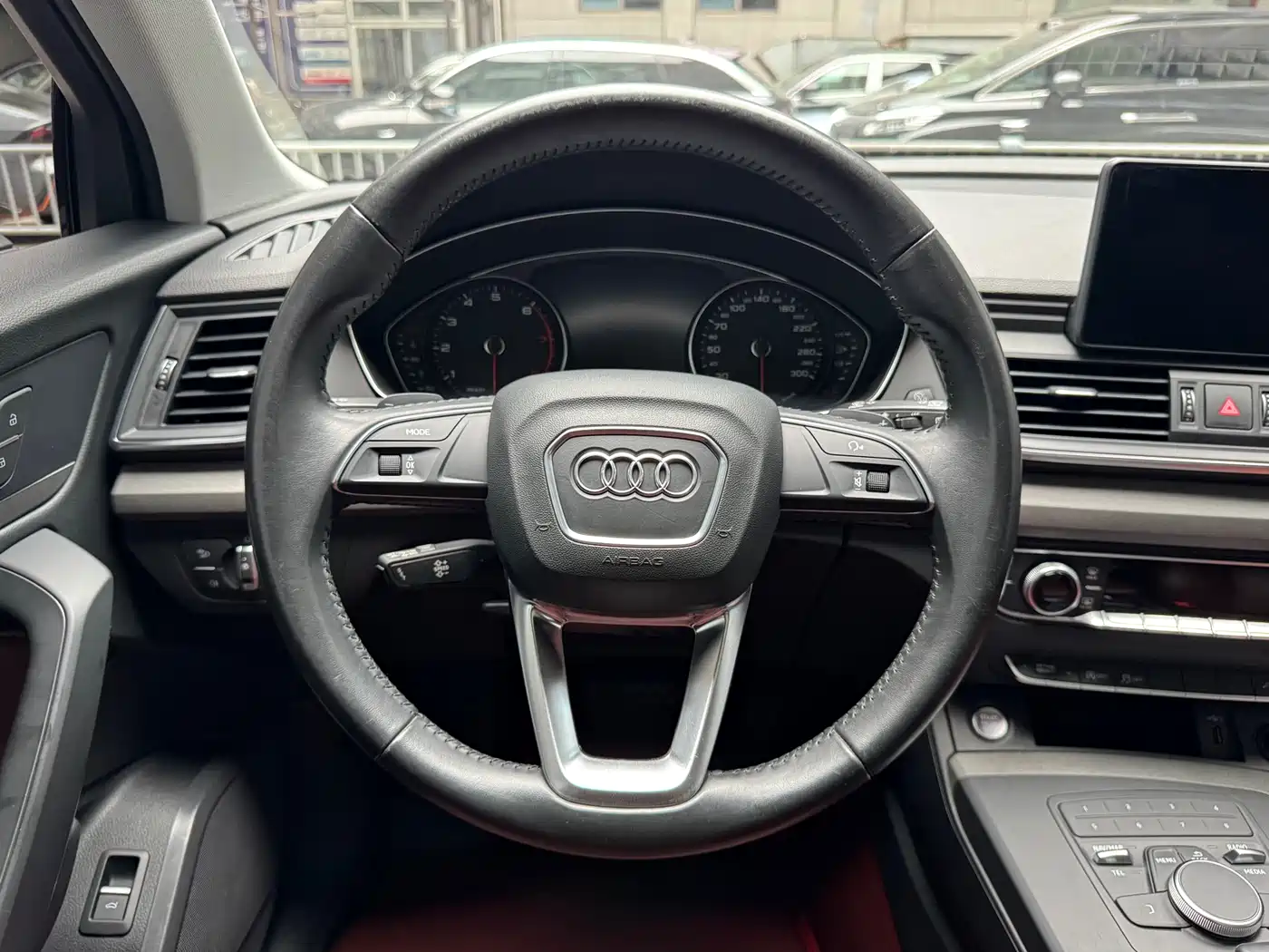 Audi Q5L 2020 Facelift 40 TFSI Honor Progressive фото 15