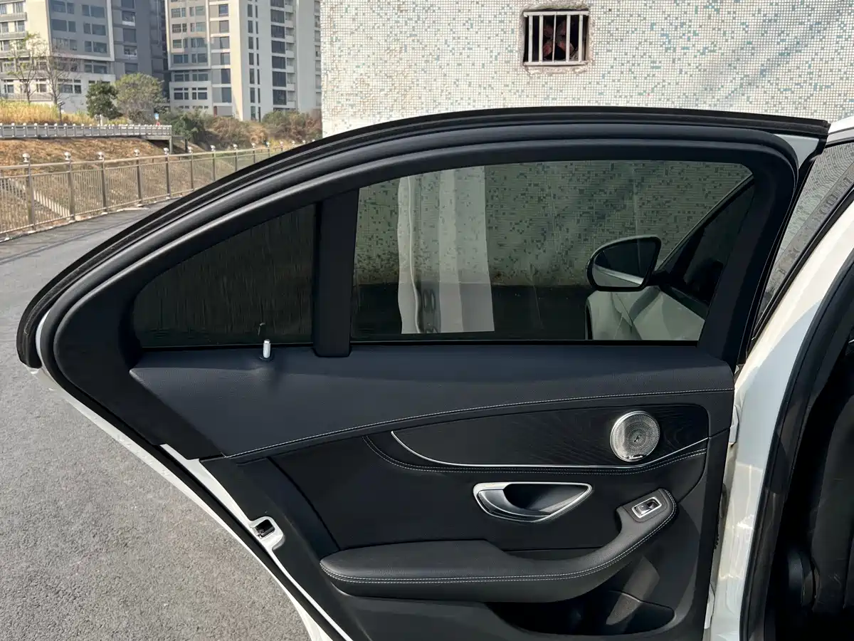 Mercedes-Benz C-Class 2020 Facelift C 200 L Fashion фото 17