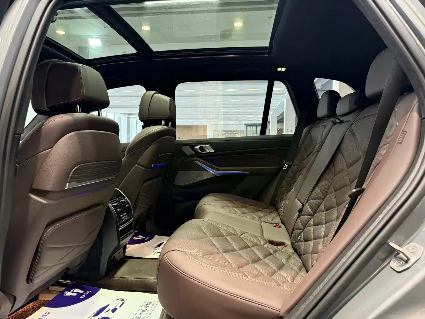 BMW X5 2022 Model xDrive 40Li M Sport Package фото 23