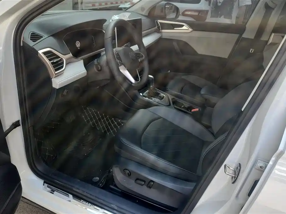 Volkswagen Tharu 2024 300TSI 2WD Full Moon Edition фото 9
