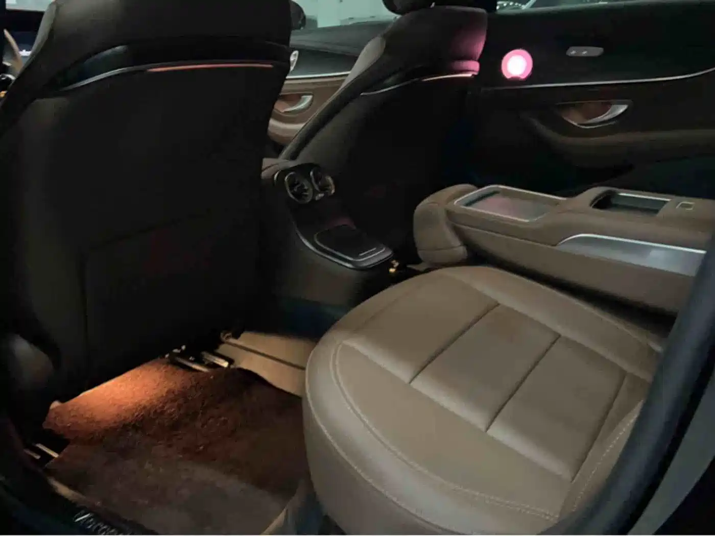 Mercedes-Benz E-Class 2023 E 260 L Sport фото 5