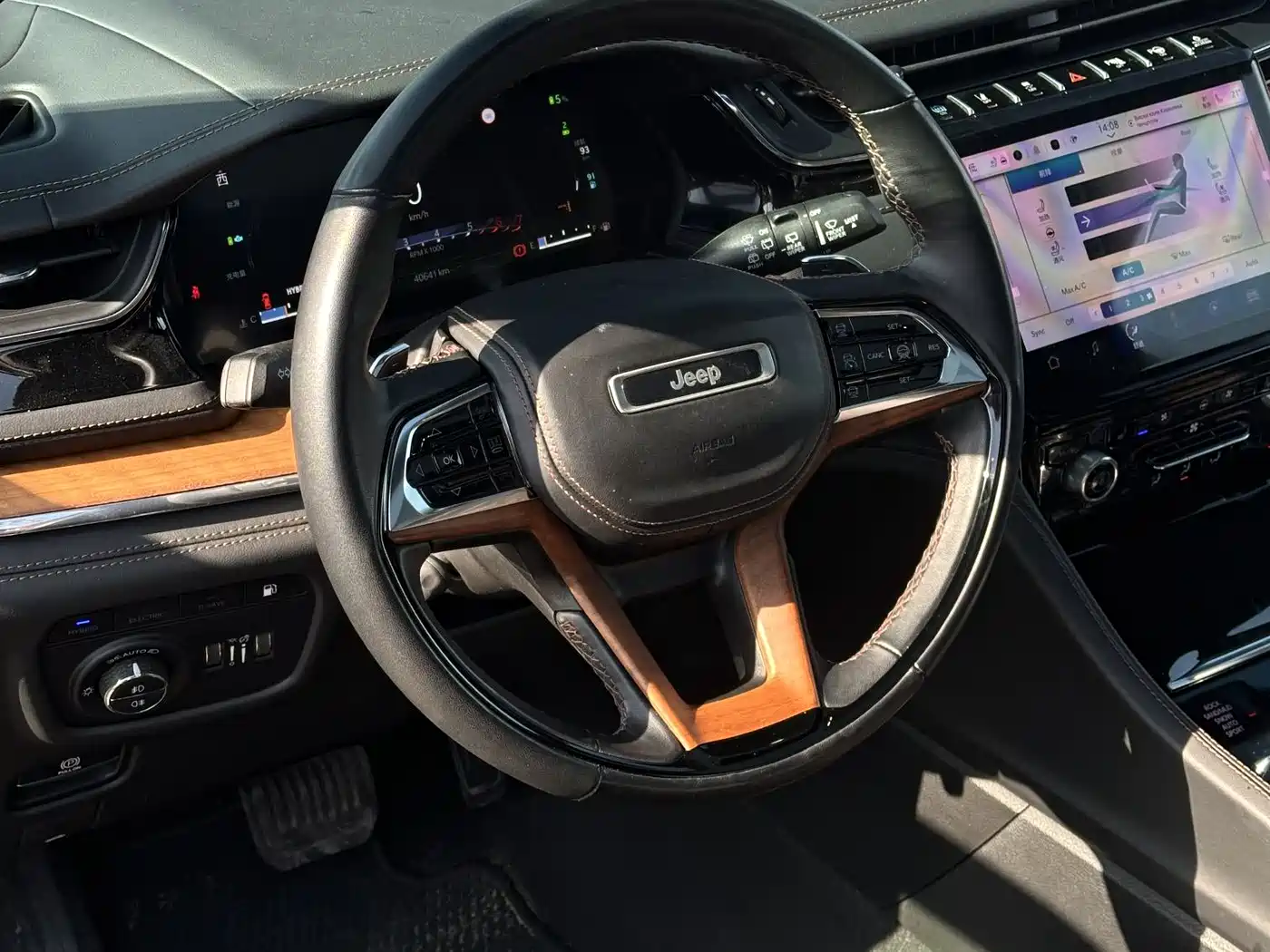 JEEP GRAND CHEROKEE 4XE