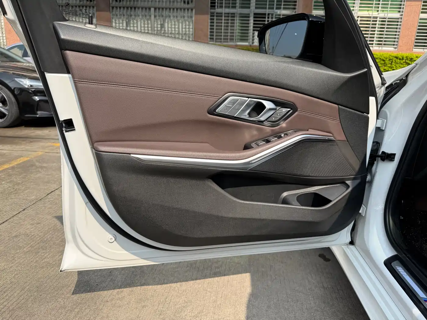 BMW 3 Series 2021 Second Facelift 325Li M Sport Package фото 8