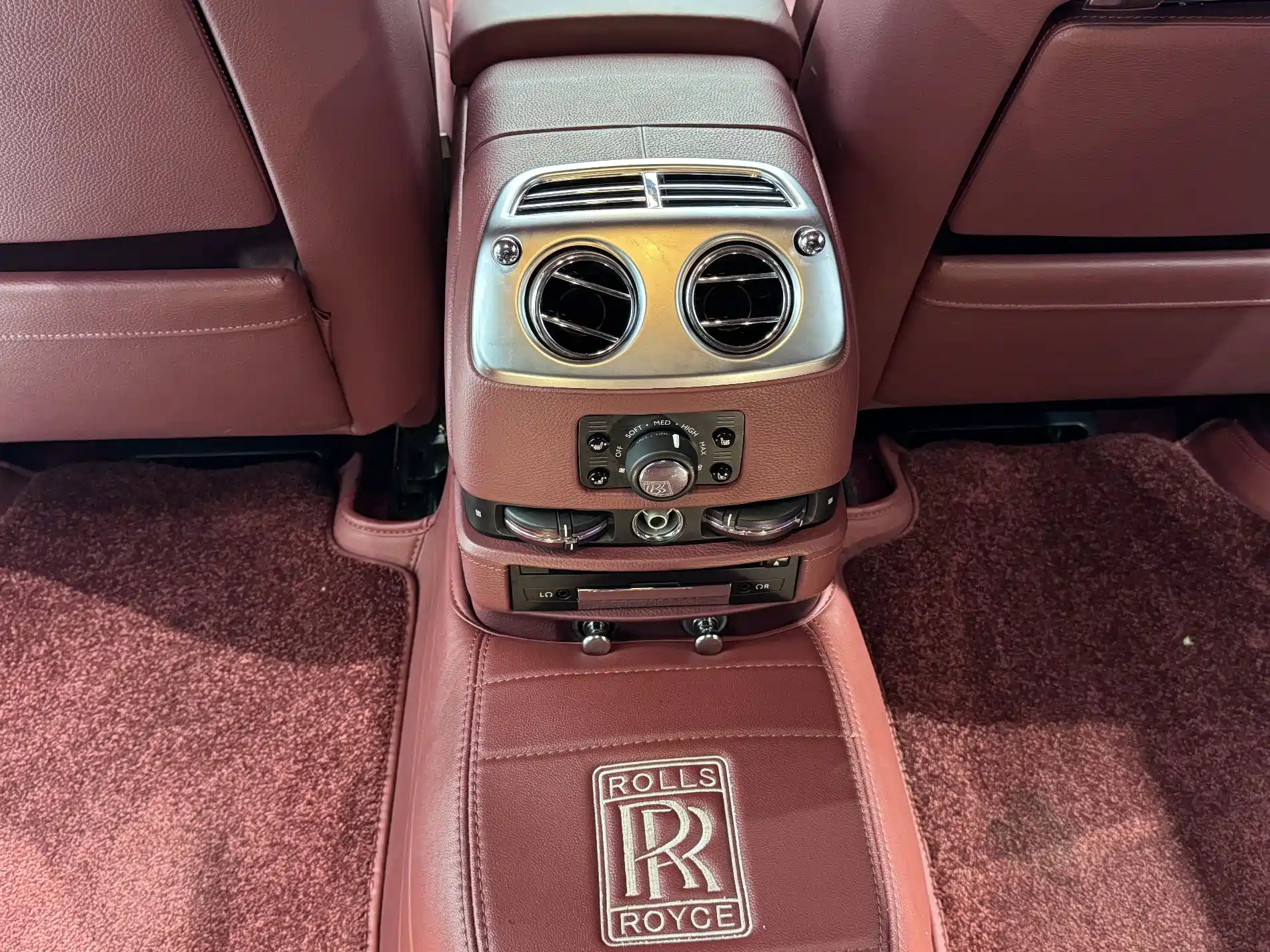 Фото 29 - Rolls-Royce Ghost