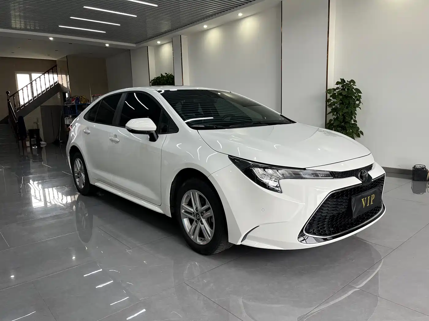 Toyota Levin 2022 185T CVT Luxury Edition фото 3