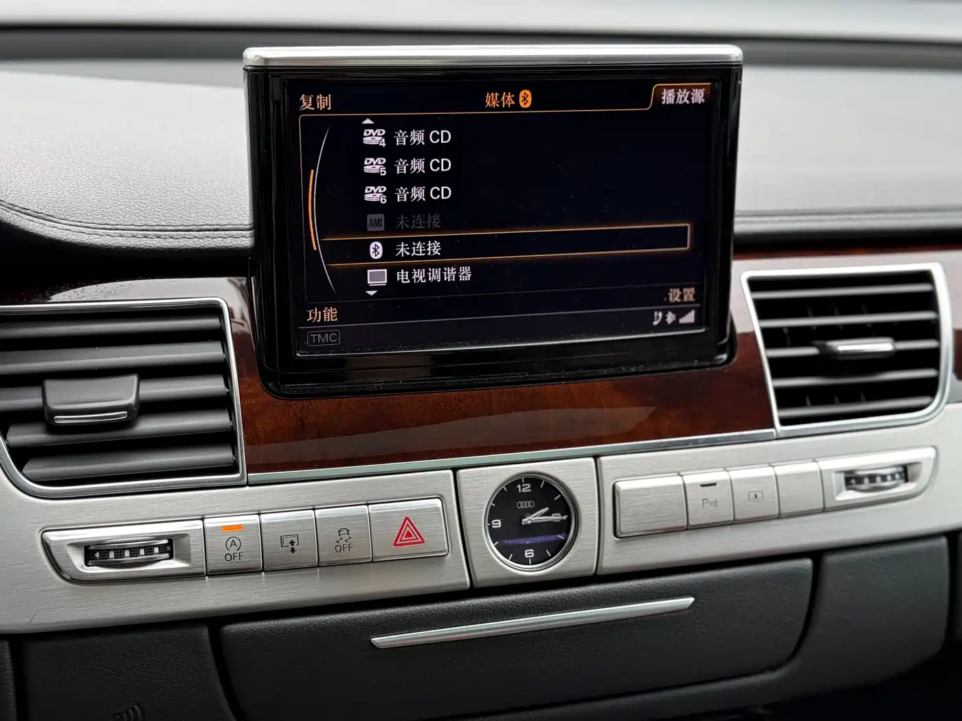 Audi A8 2012 A8L 50 TFSI quattro Luxury фото 9