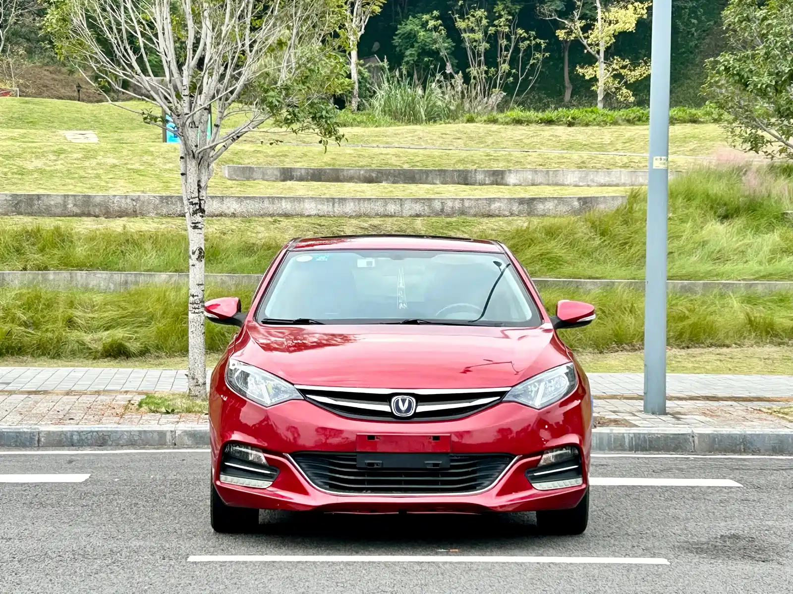 Фото 2 - Changan Eado XT