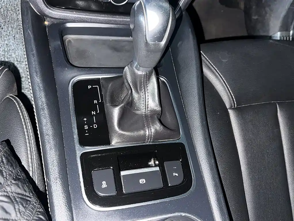 BYD Song MAX 2017 1.5T Auto Smart Luxury 7-Seater фото 14