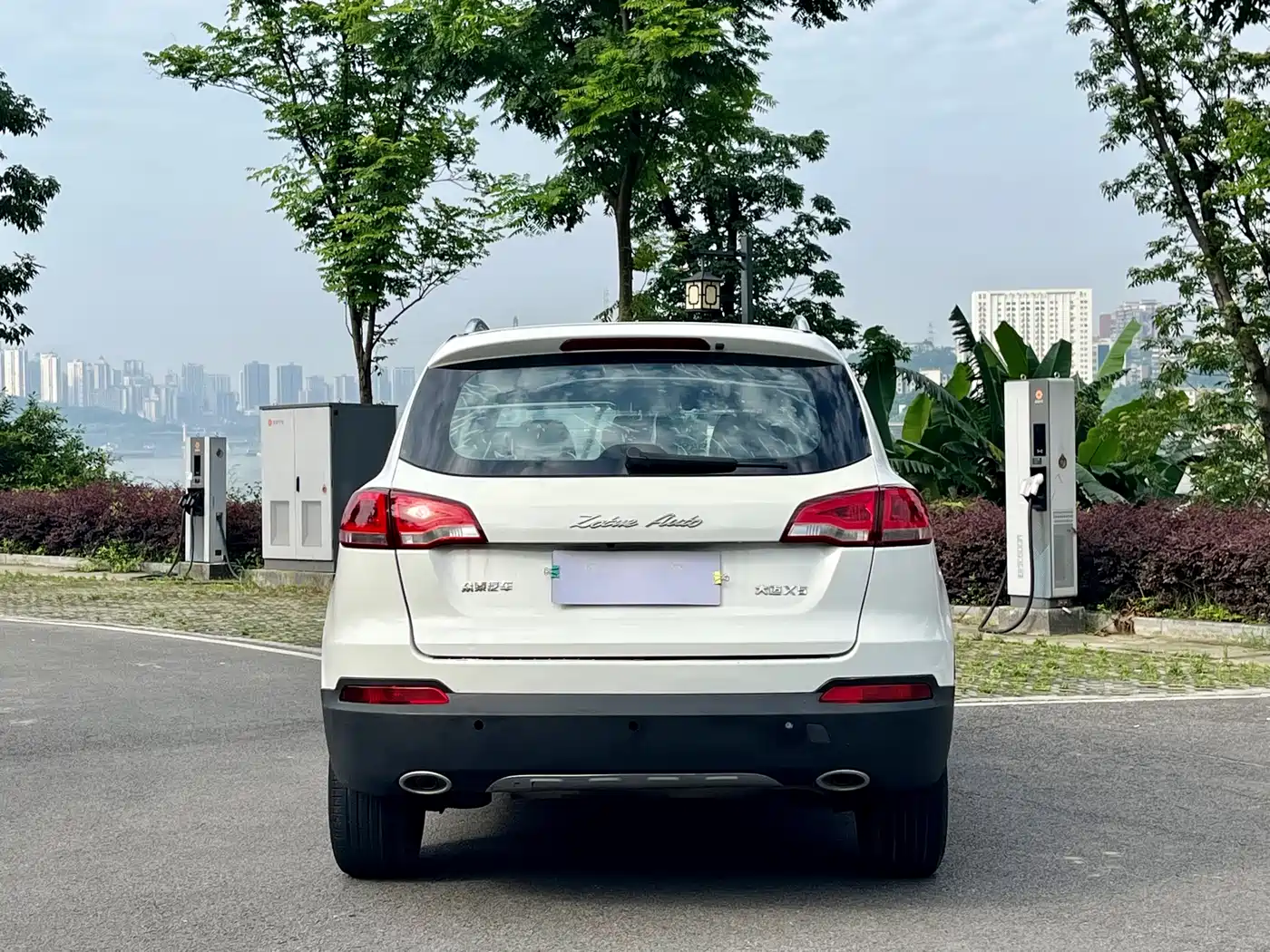 Zotye Damai X5 2015 2015 1.5T Manual Luxury (China IV)
