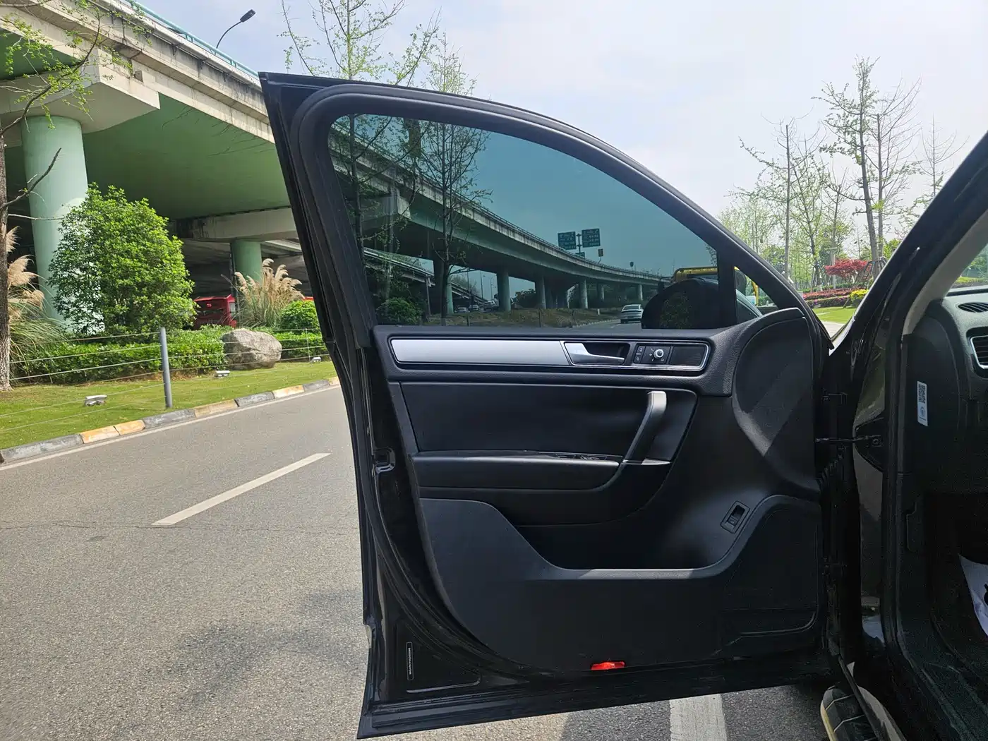 Volkswagen Touareg 2017 3.0TSI Explorer Edition фото 9