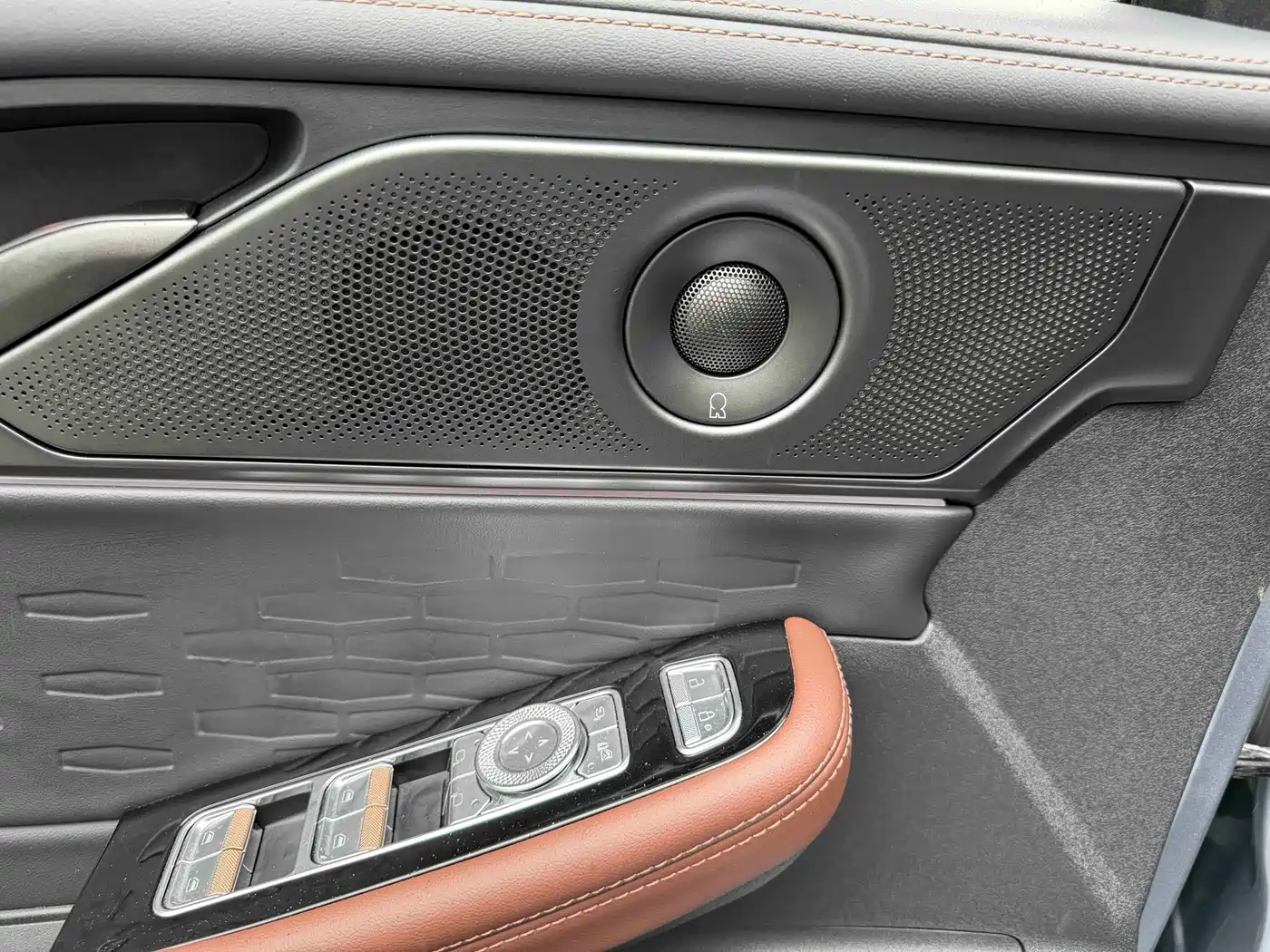 Lincoln Z 2025 2025 2.0T Zunyi Hybrid Edition