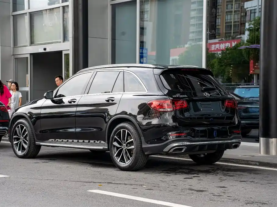 Mercedes-Benz GLC 2021 GLC 300 L 4MATIC Sporty фото 3