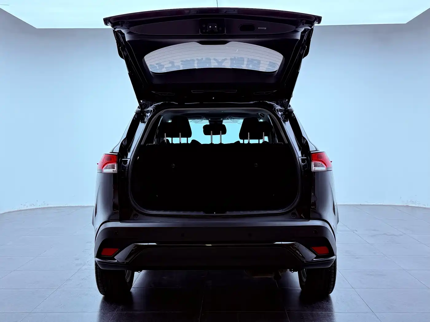 Toyota Frontlander 2023 2.0L CVT Leading Edition фото 23