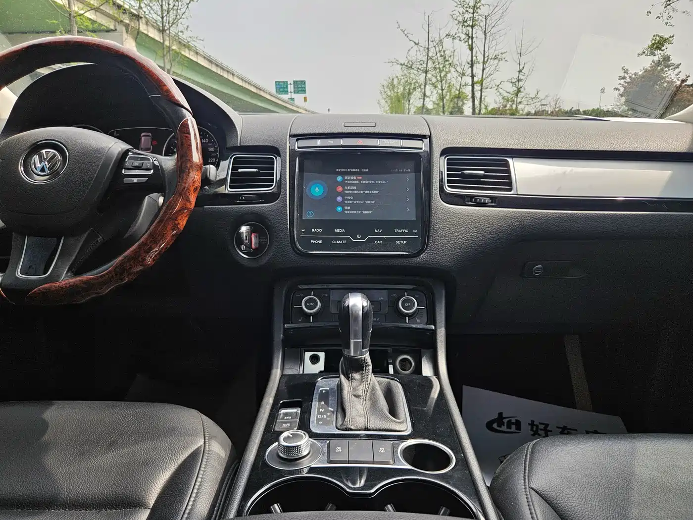 Volkswagen Touareg 2017 3.0TSI Explorer Edition фото 14