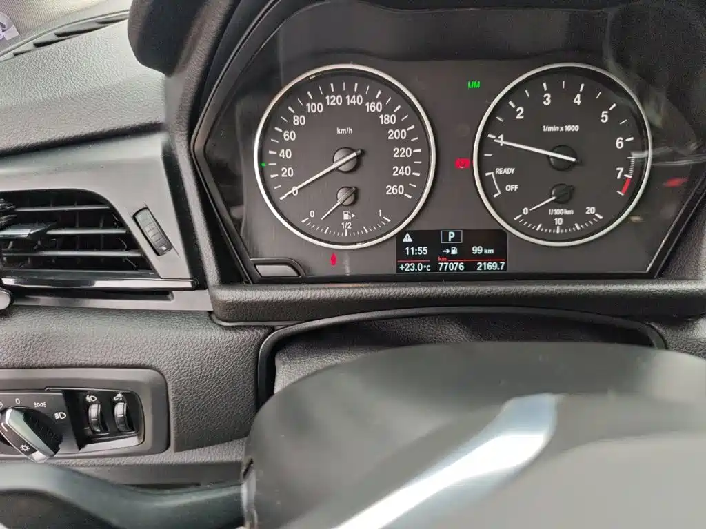 BMW 2 Series Touring 2018 2016 218i Fashion Model