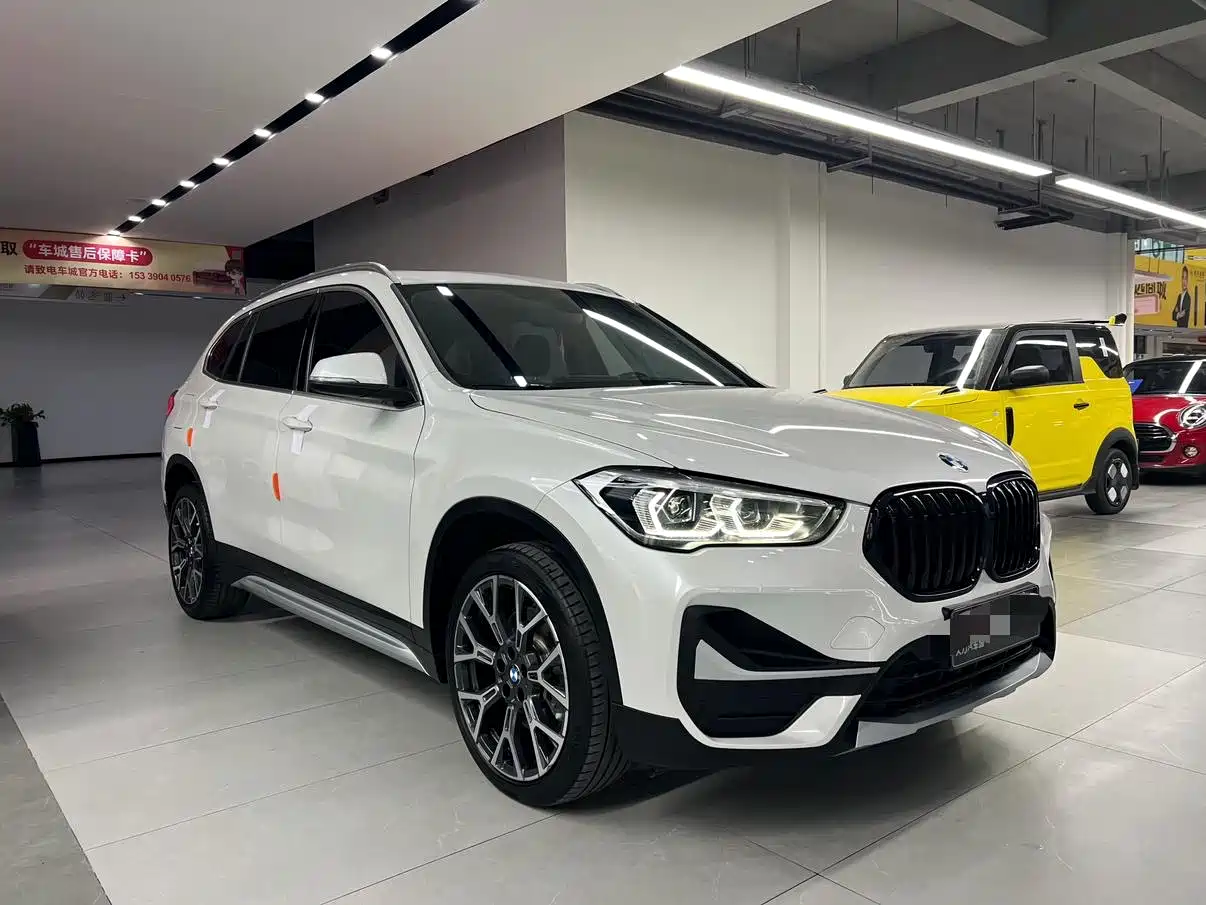 BMW X1 2022 xDrive25Li Premium фото 3